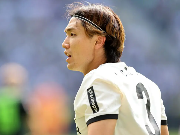 Ko Itakura Capai Kesepakatan Transfer dengan Ajax Amsterdam